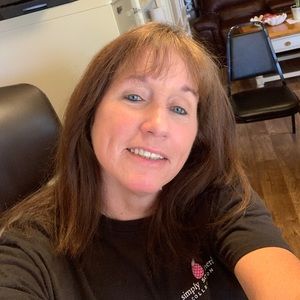 Meet your Posher, Kim